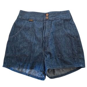 Vintage Blue Denim Women's Shorts Wrangler Size 13/14 Run Smaller!